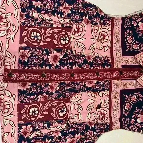 Farm Rio Vest - Floral Tapestry Pink XS - Picture 4 of 16